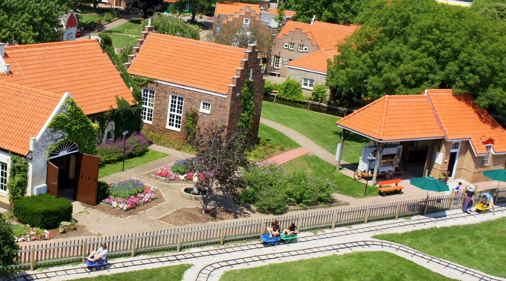 Nelis' Dutch Village, United States